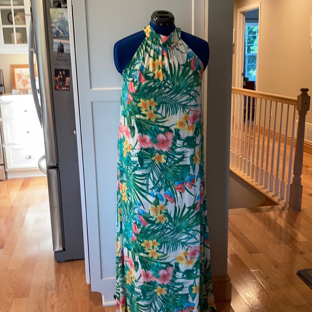Floral maxi dress